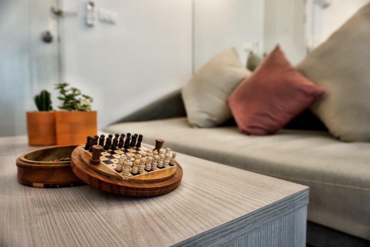 The Kith Plus Sukhumvit 113 By Blk Bangkok Esterno foto